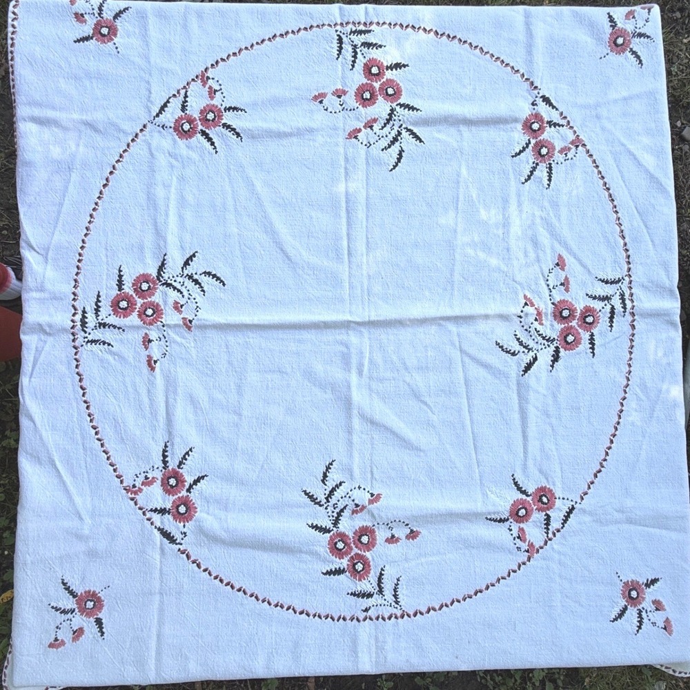 Vintage Hand Embroidered Floral Tablecloth White Linen Red Black Flowers 33x33